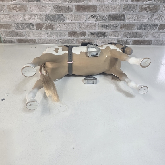 Our Generation by Battat- Palomino Paint Horse- 20" Horse - Picture 12 of 16